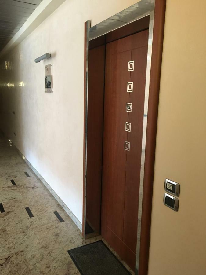 Le Murrine Frontemare Apartment Seaview Sottomarina Exteriör bild
