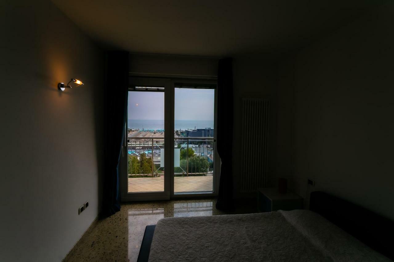 Le Murrine Frontemare Apartment Seaview Sottomarina Exteriör bild
